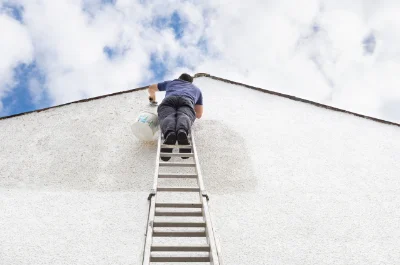 Peinture extérieure à Buoux — façades et ravalement